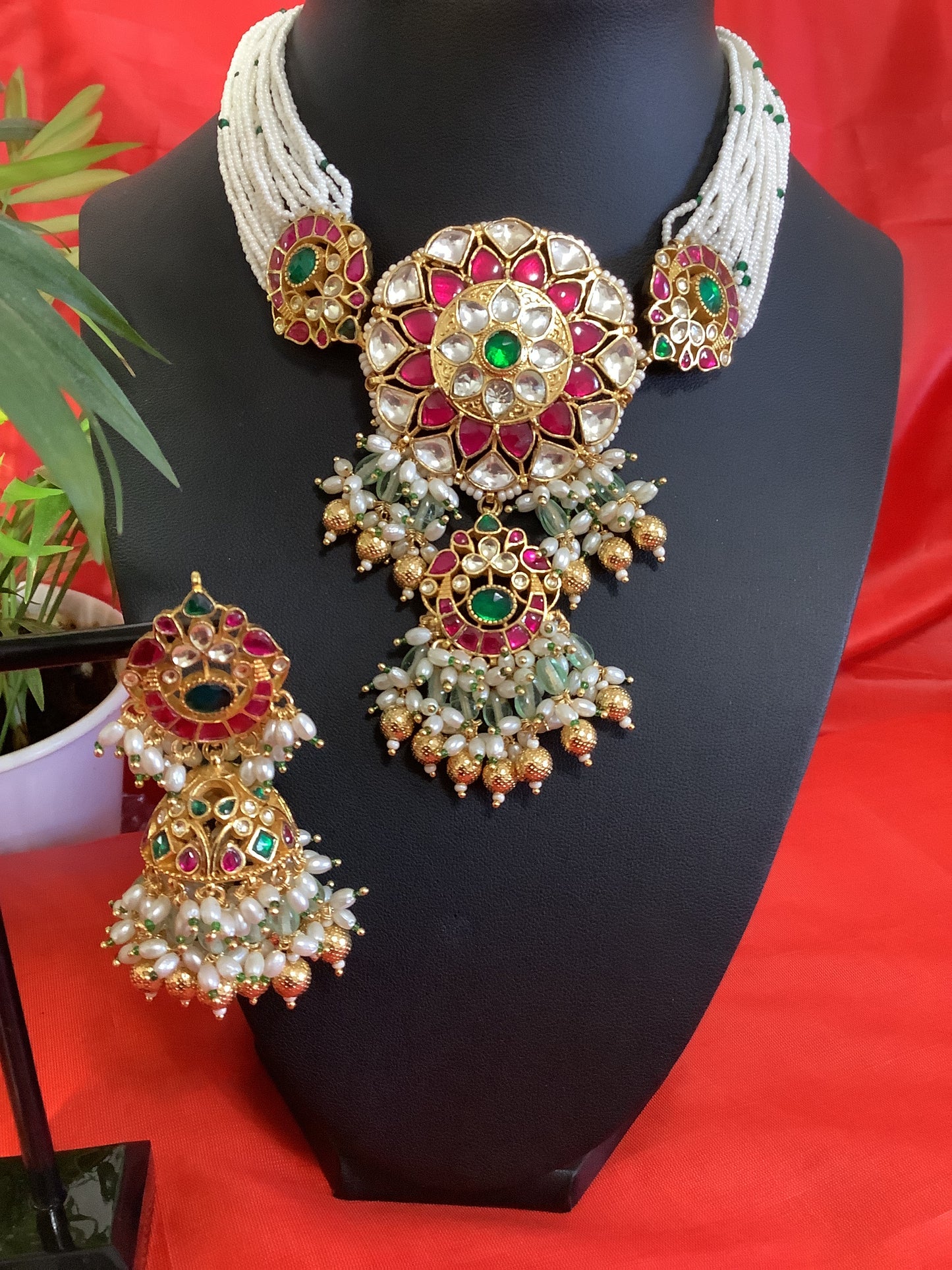kundan and pearls set