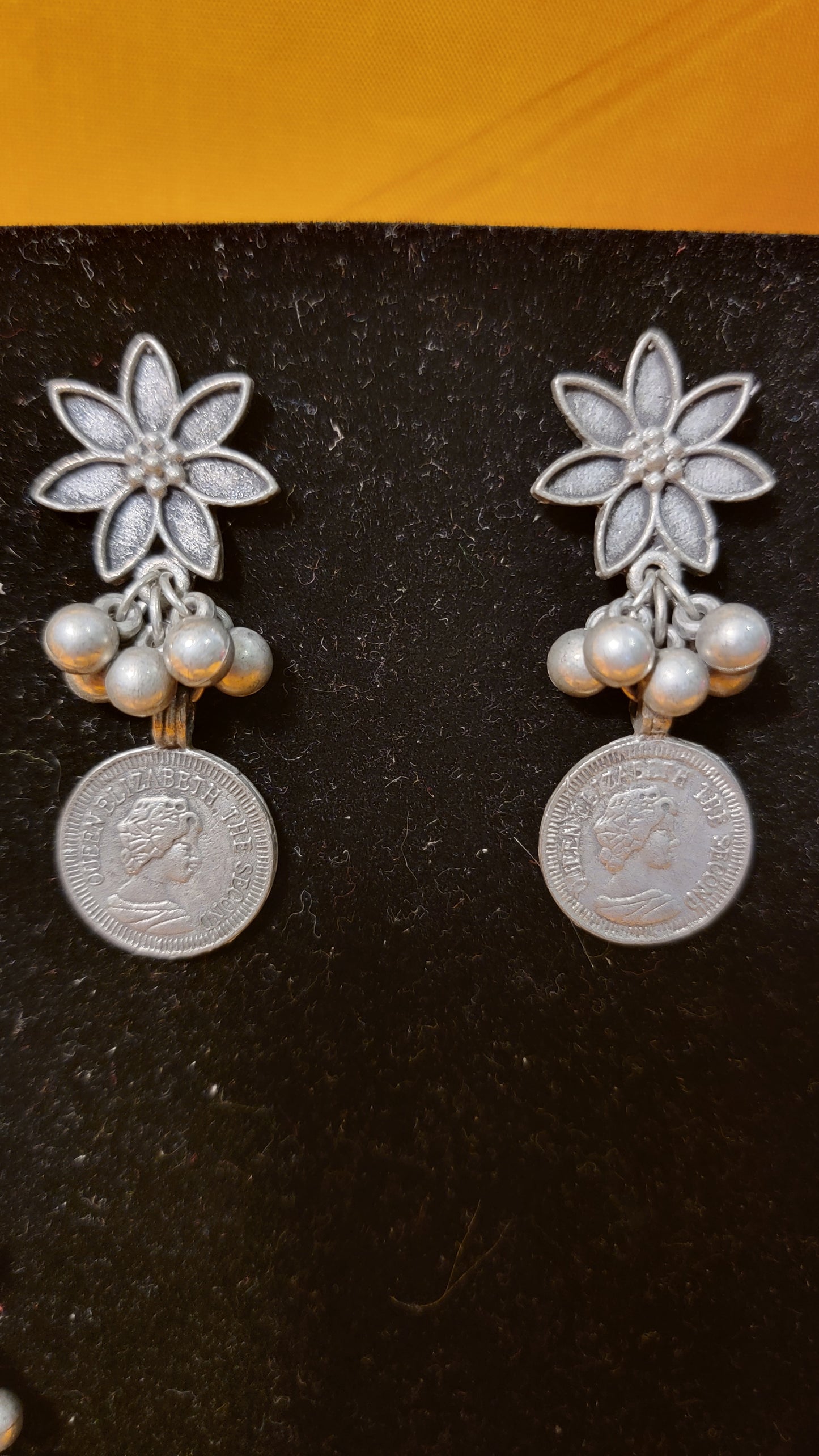 Necklace & Earrings Set