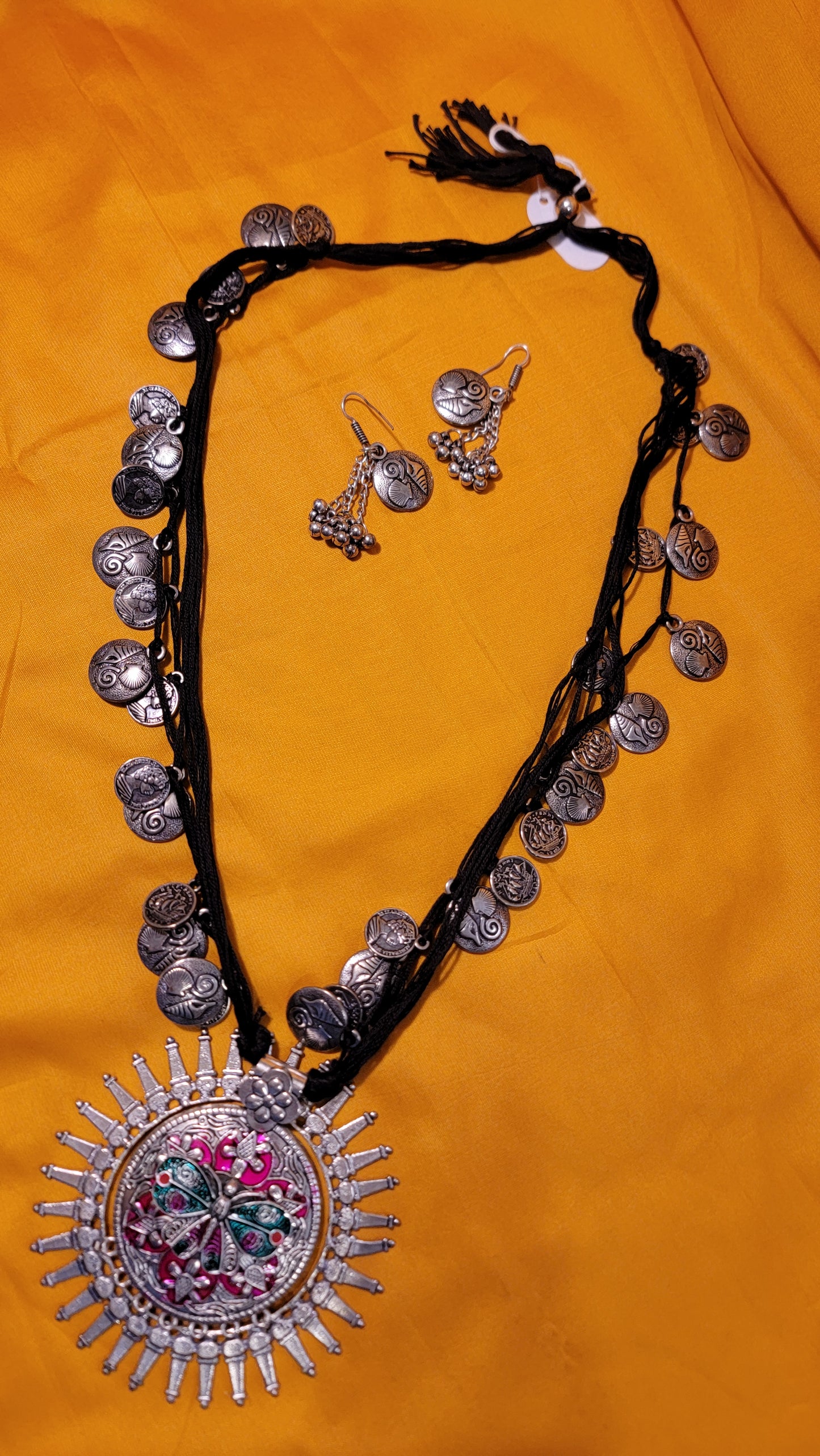 Necklace & Earrings Set