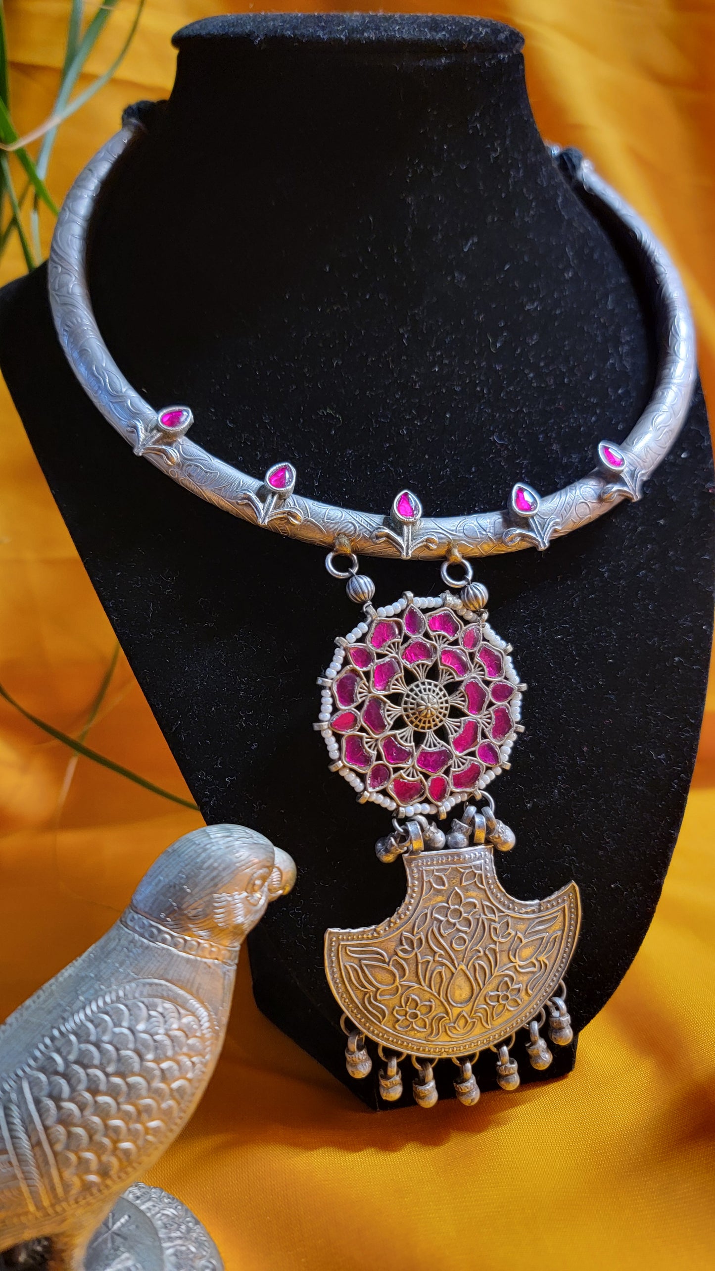 Haasdi Necklace Set