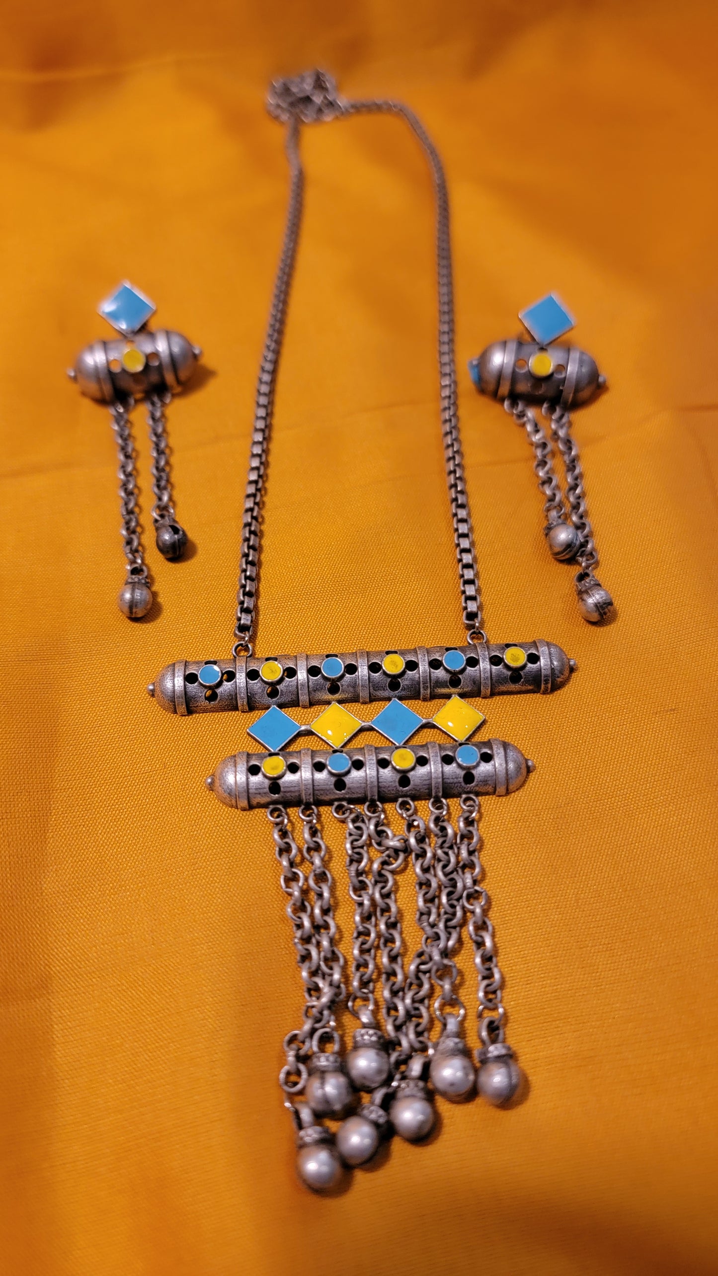 Necklace & Earrings Set