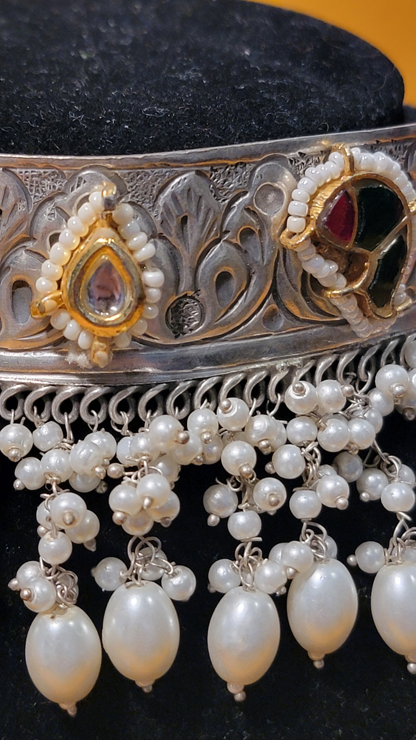 Haasdi Necklace Set .
