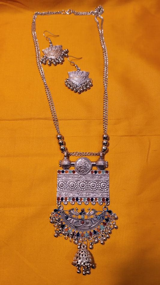 Necklace & Earrings Set