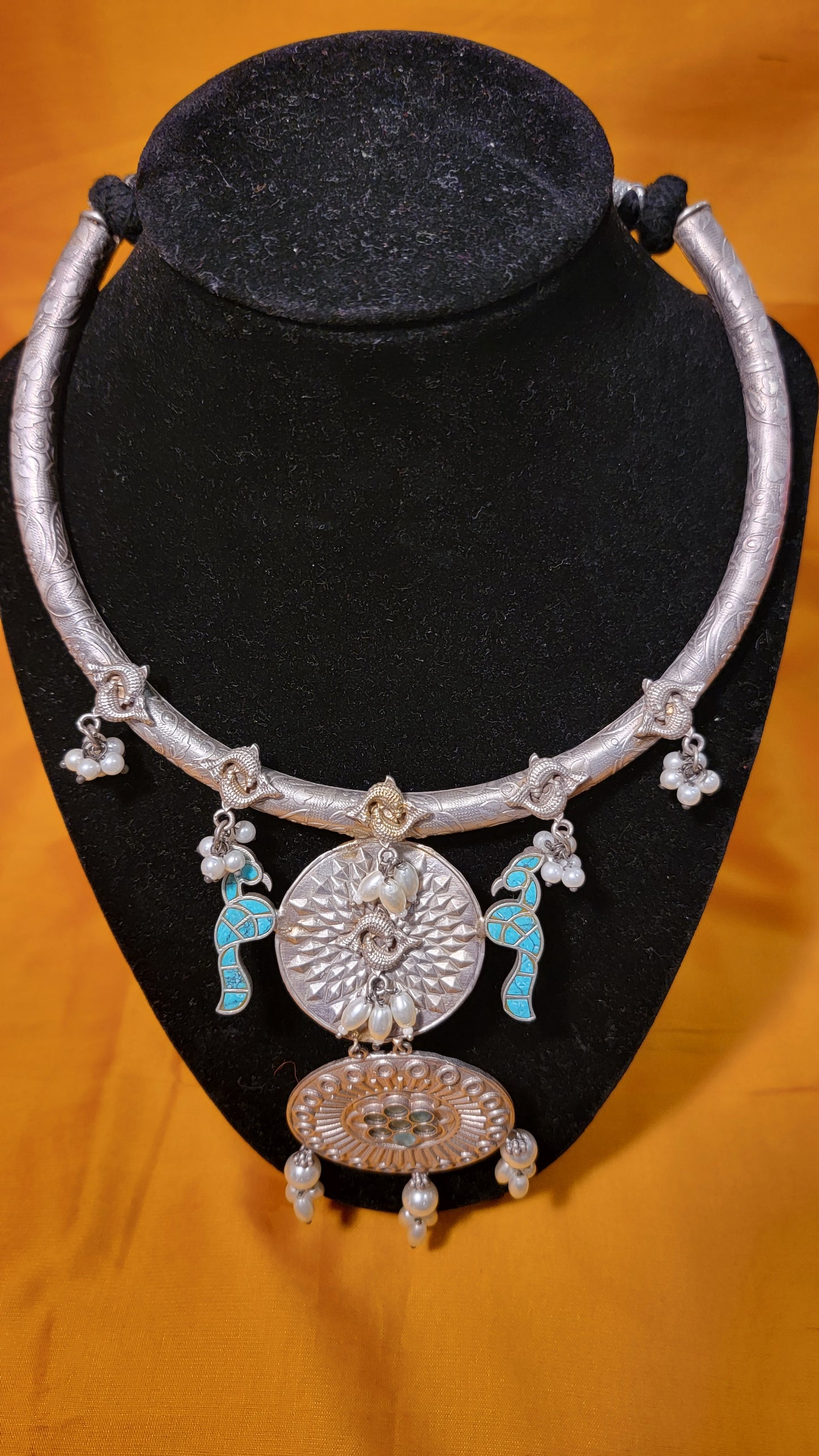 Haasdi Necklace Set