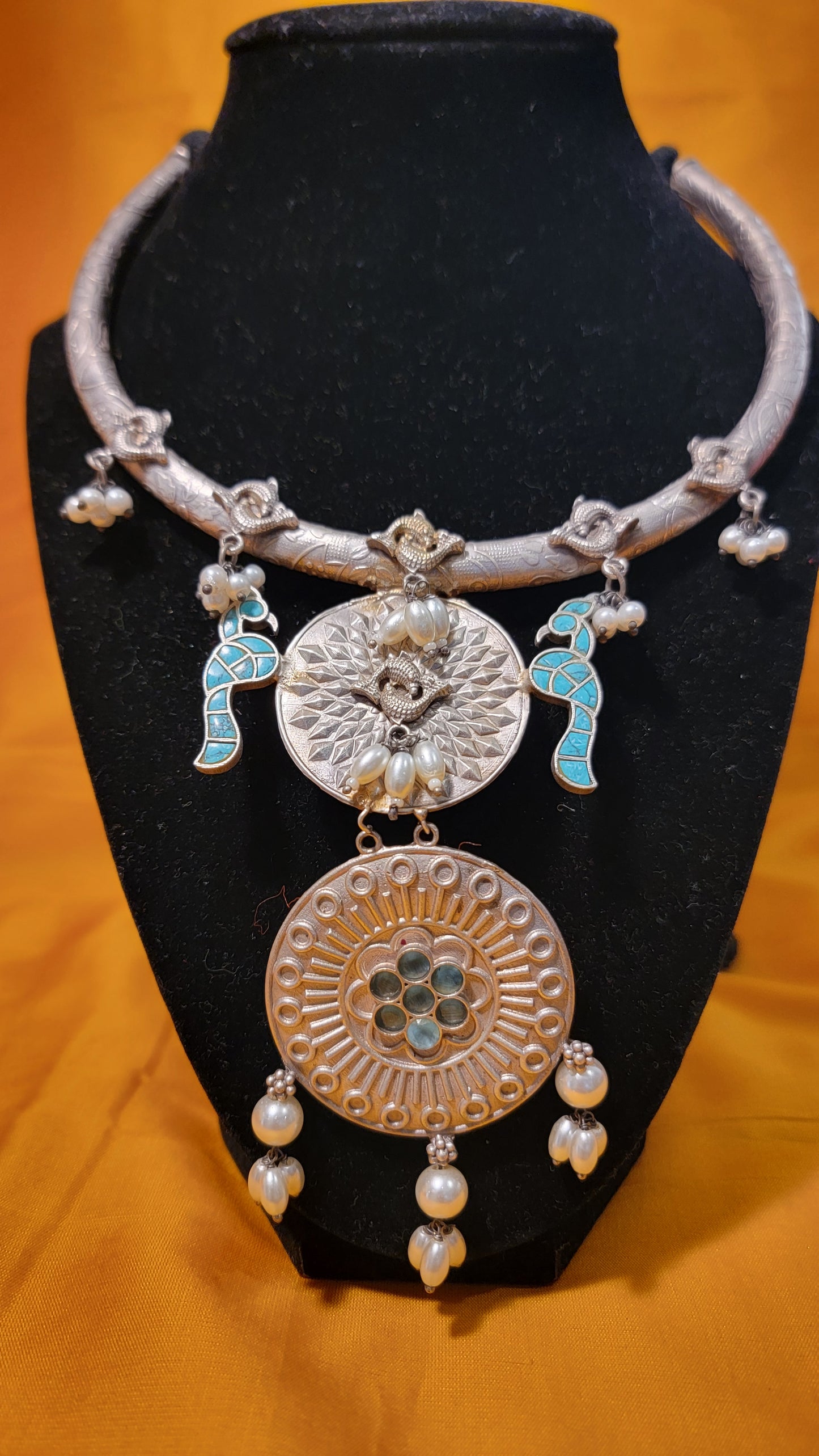 Haasdi Necklace Set